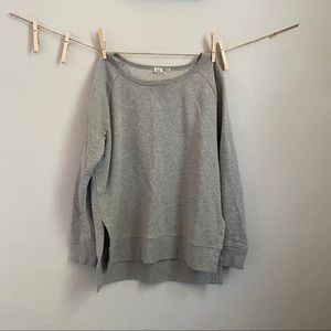 Gray Gap Fall Sweater | Small